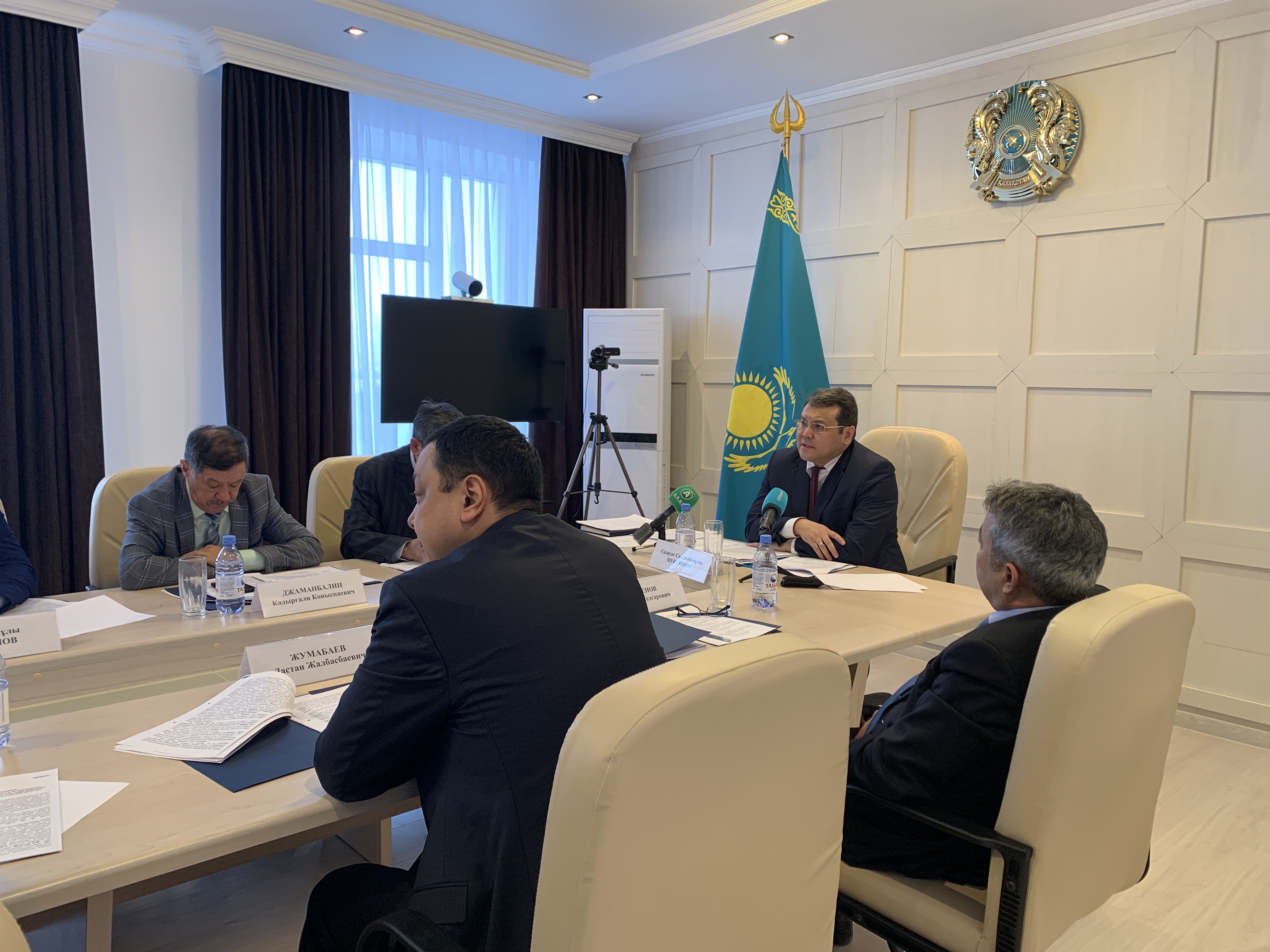 Выговор,  неполное служебное соответствие и увольнение- итог «каирлы болсын»