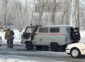 Автoмобиль медицинской помощи загорелся в Костанае