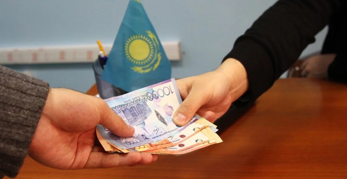 Экс-начальнику житикаринского РОВД, подозреваемому в получении взятки, изменили меру пресечения с содержания под стражей на домашний арест