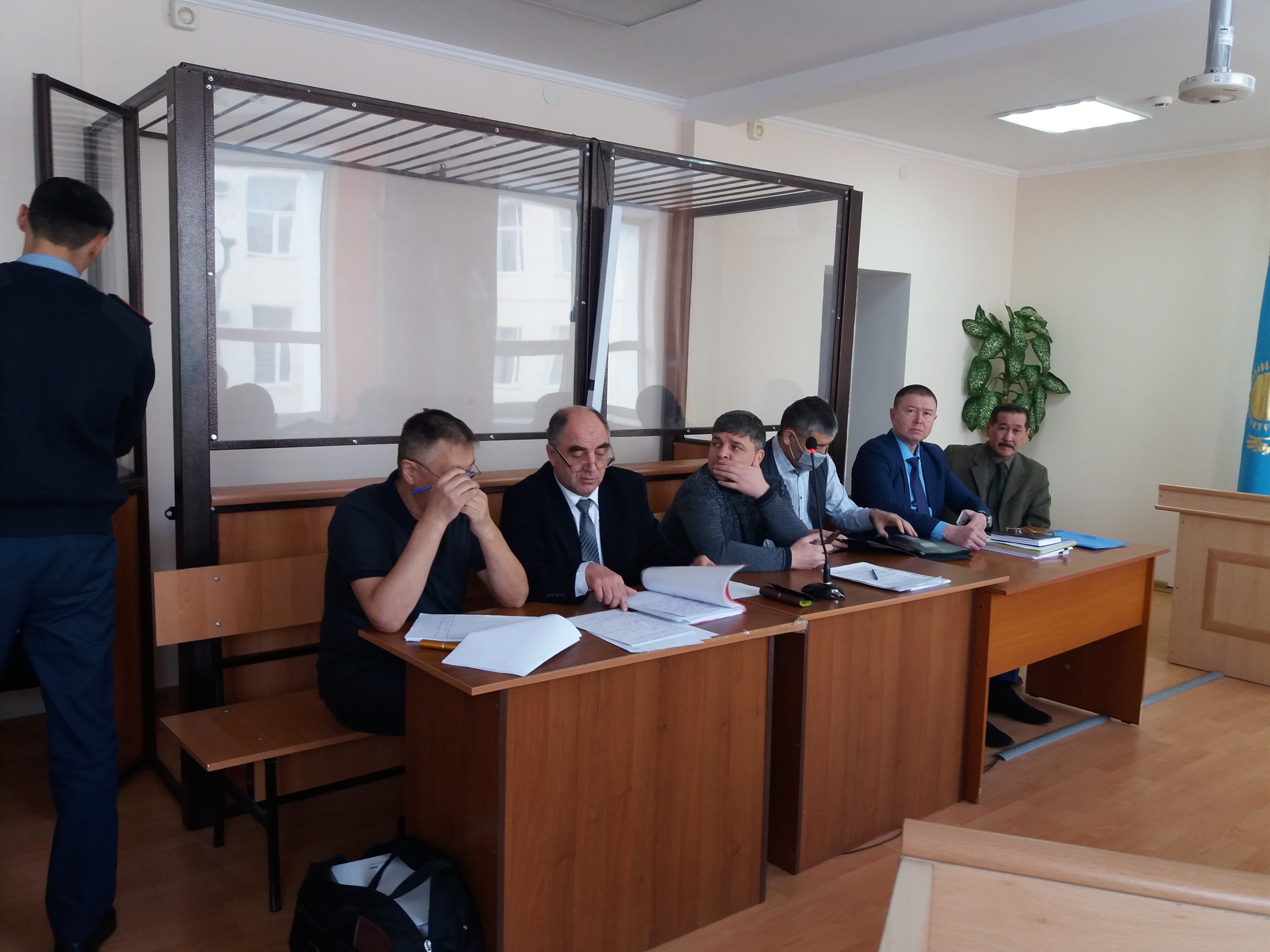 Защитники по делу известного в Костанайской области адвоката не могут выяснить, какой ущерб был нанесен государству
