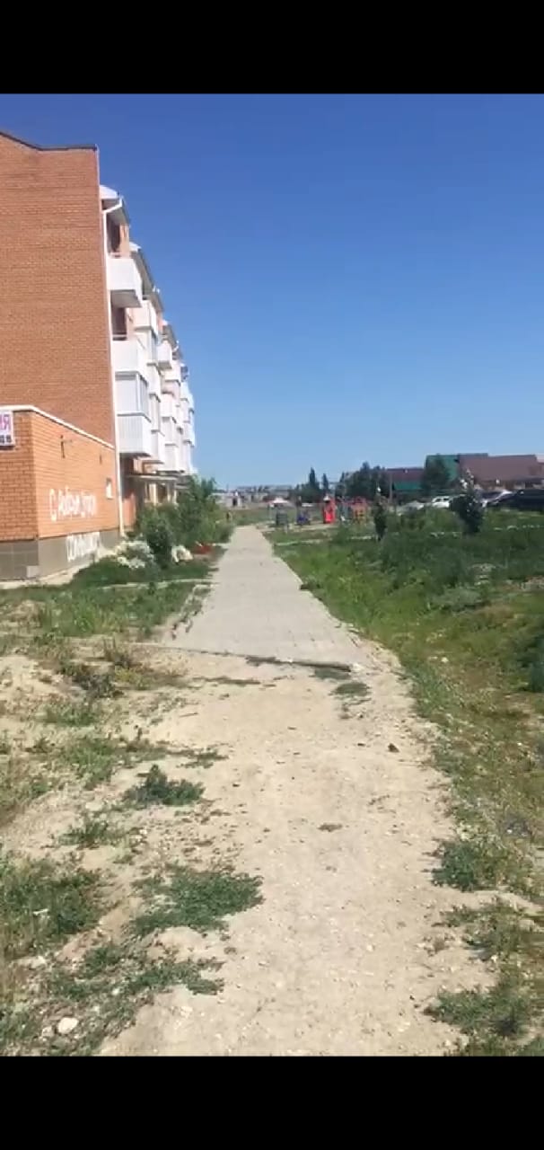 Жители нового дома по улице генерала Арыстанбекова пытаются переложить свои проблемы на ЖКХ