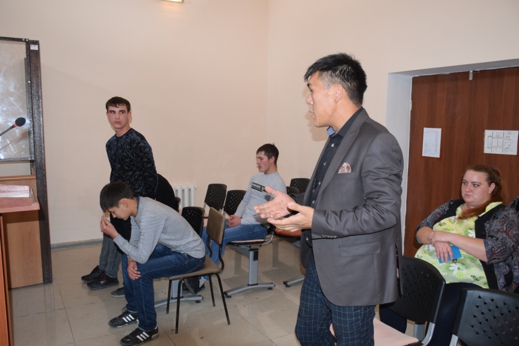 Известного узункольского блогера ограбили среди ночи