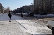 Жители седьмого микрорайона уже более десяти лет ждут автобус на улице под снегом и дождем