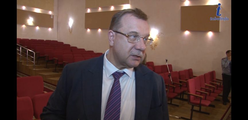 Руководитель управления здравоохранения области Вячеслав Дудник прокомментировал дефицит медицинских повязок (видео)