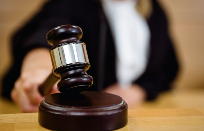 Челябинку осудили за продажу опасных препаратов из Казахстана