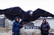 Новый черный беркут появился на входе в Житикаринскую колонию