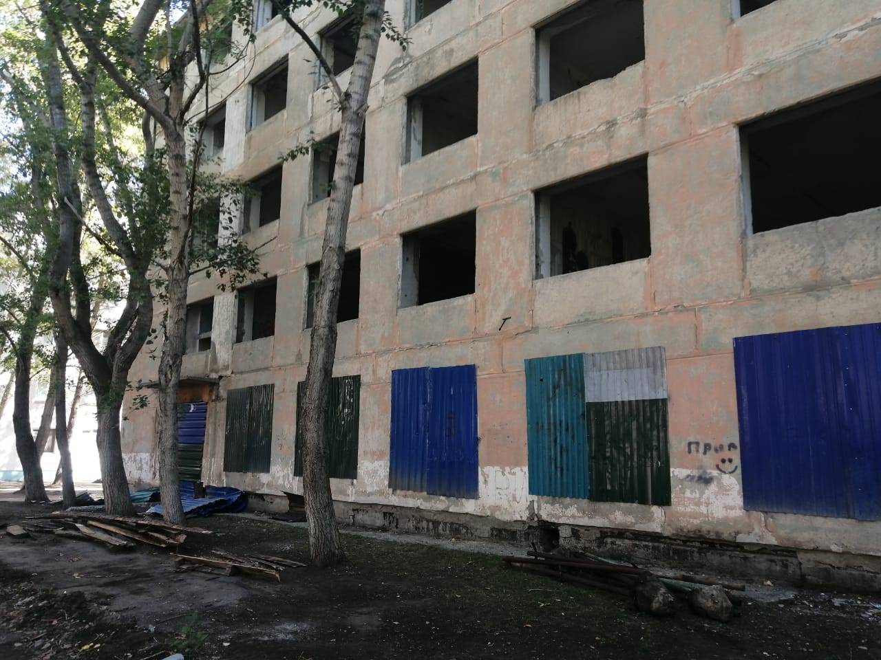 Пять лет не могут найти общий язык собственники потенциального жилого дома в Лисаковске и акимат
