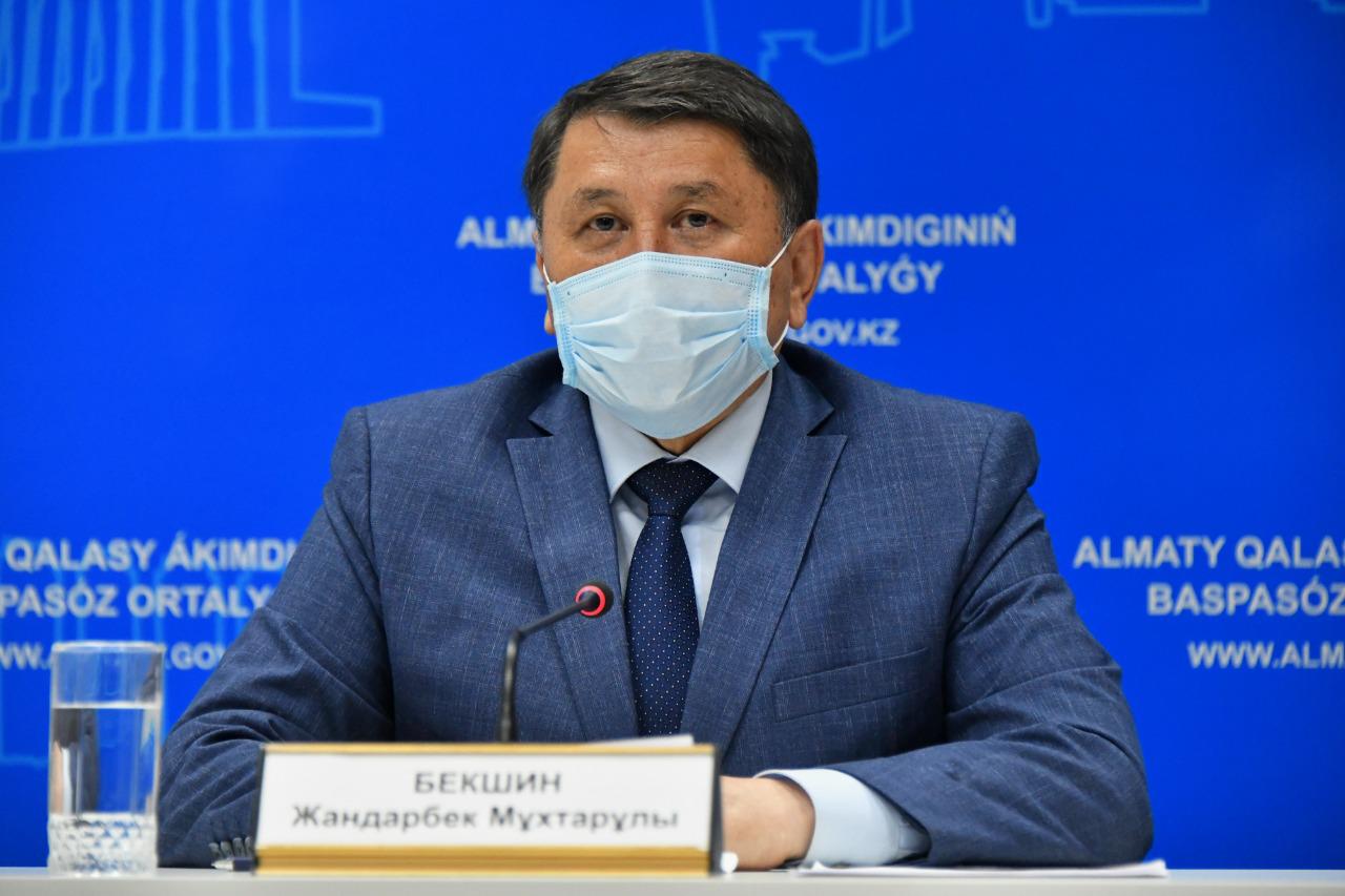 Бекшин высказался об обязательной вакцинации студентов вузов и колледжей