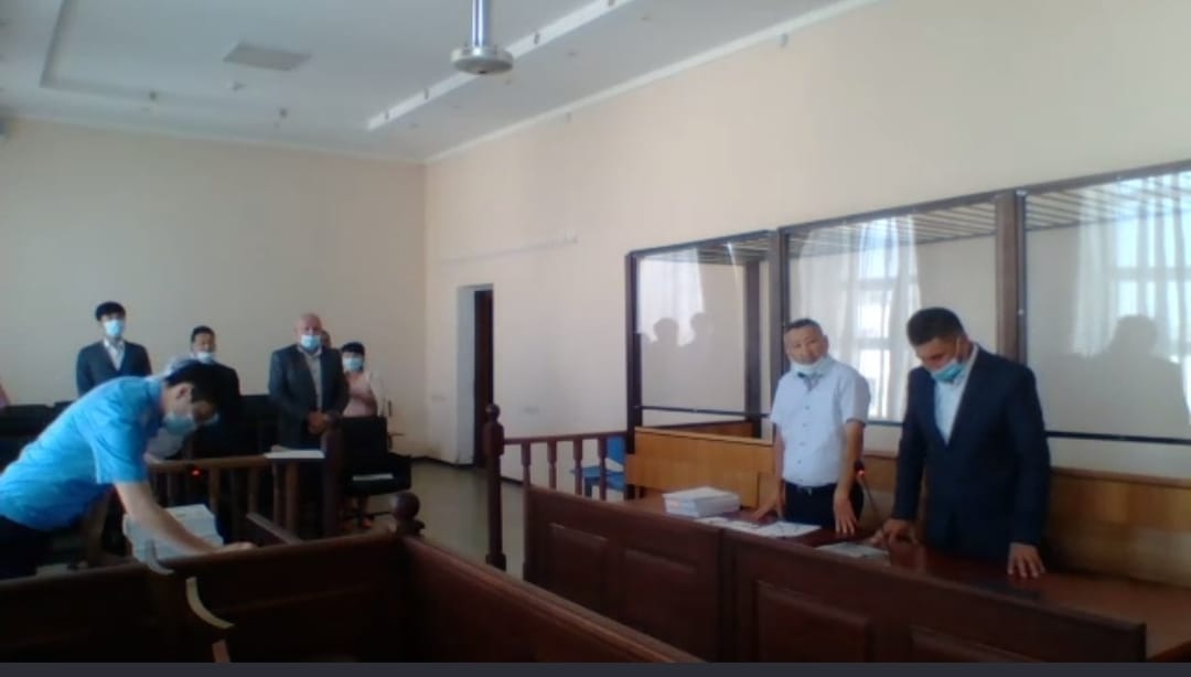 Суд оправдал экс-руководителя областной территориальной инспекции в деле о падеже птицы на аркалыкской птицефабрике