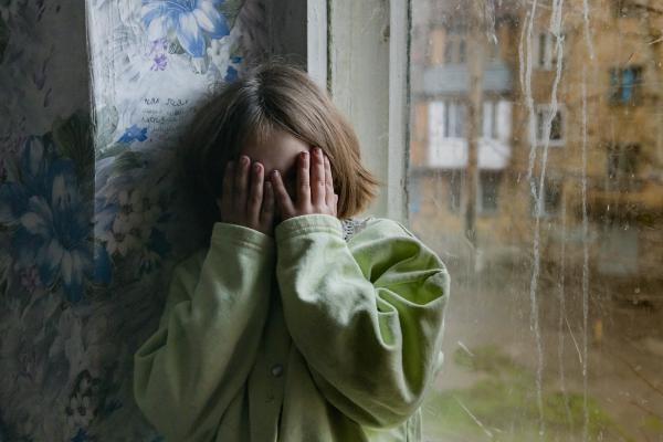 Отец насиловал родную дочь в Костанайской области
