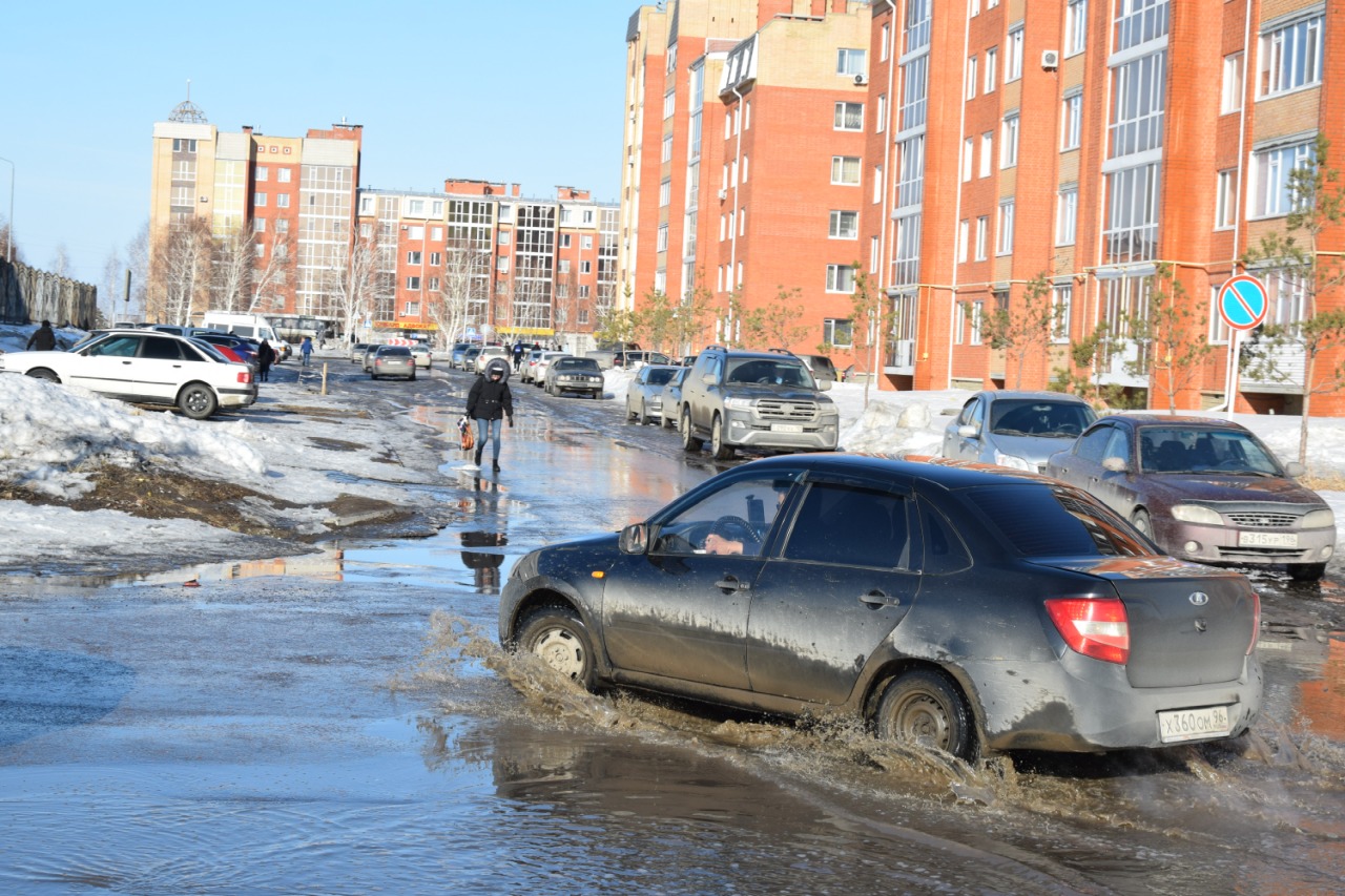 Костанай утопает в воде, грязи и мусоре, подрядчики судятся, чиновники разводят руками