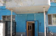 Жильцы дома по ул. Кобланды батыра, 37 проигрывают в войне с тараканами и клопами