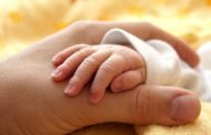 Двух детей, родившихся в костанайской колонии-поселения, могут забрать у матерей