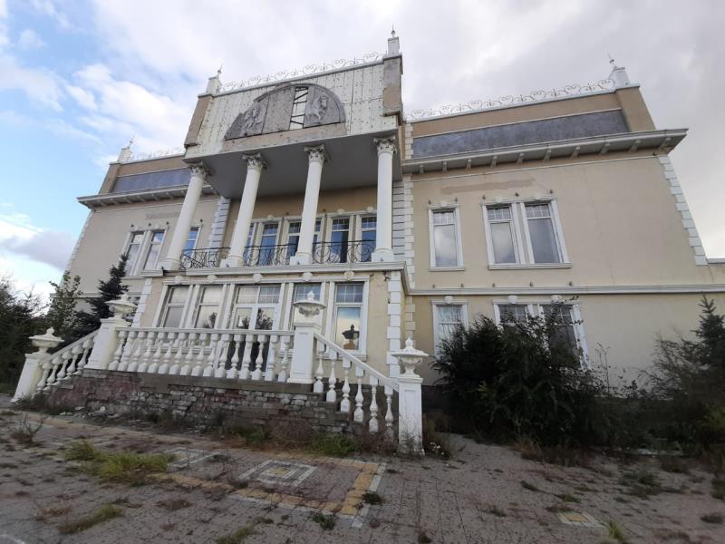 Ресторан экс-акима Костаная Ахмедбека Ахметжанова снова выставили на продажу