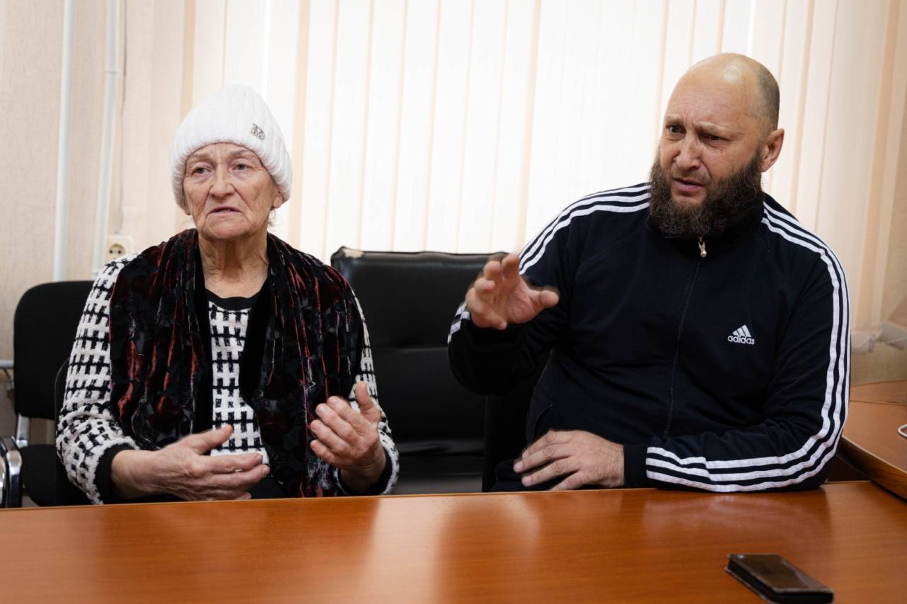 Известный в Костанае дворник Лариса Лебедева обманом лишилась квартиры