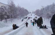 Костанаец выяснил, что ледяные горки в областном центре построены с нарушениями