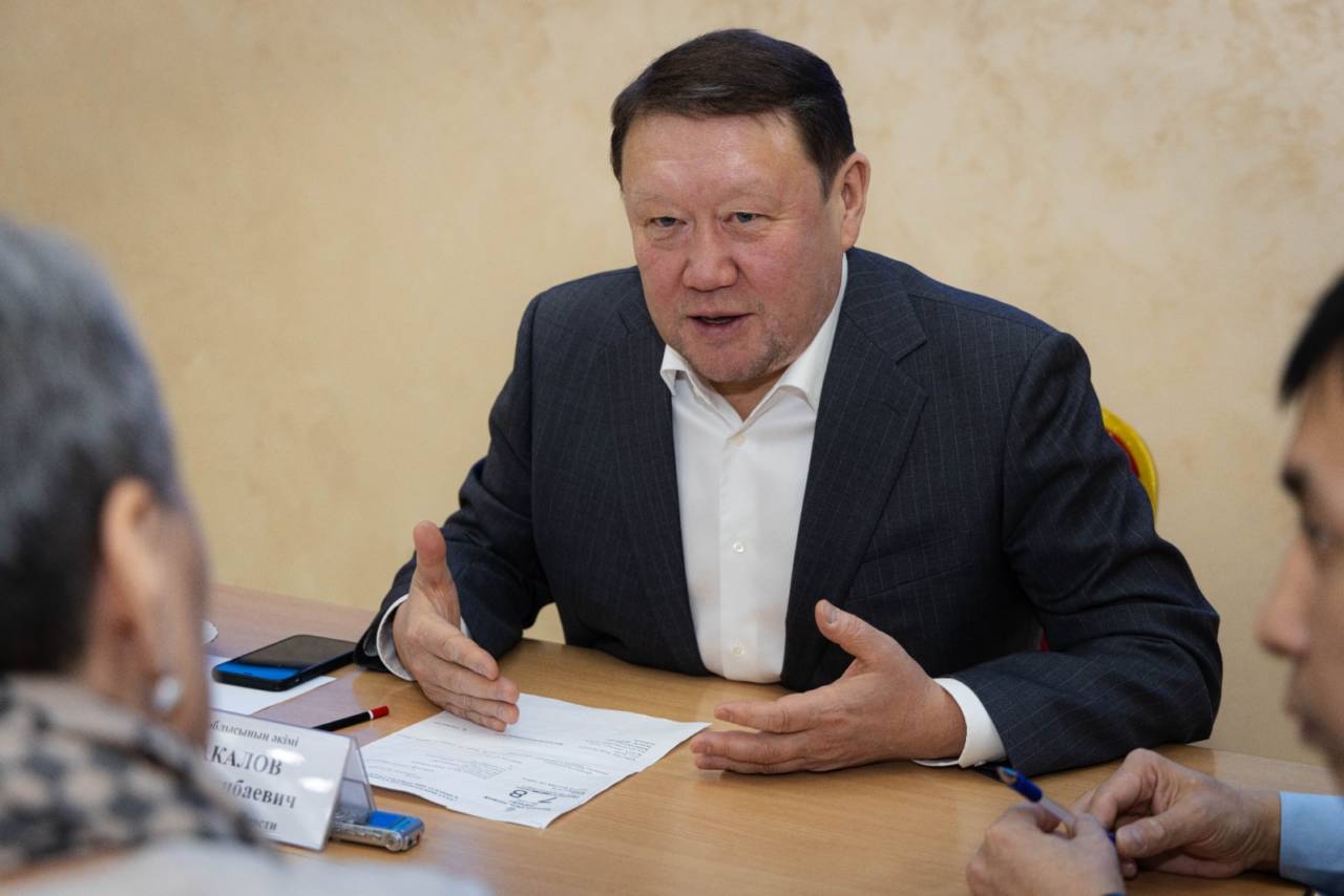 Кумар Аксакалов поручил проверить смету на ремонт Костанайской областной детской больницы и привлечь к этому ДЭР