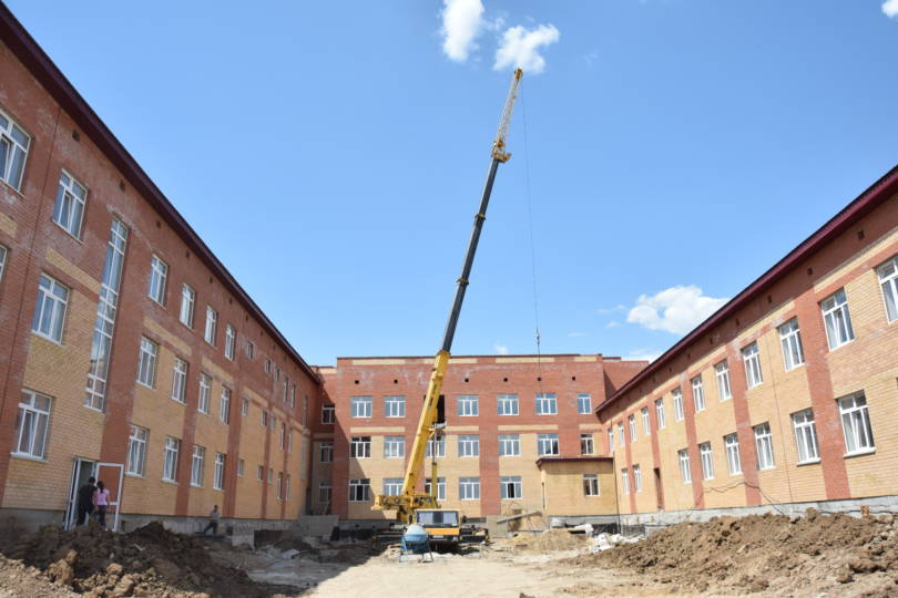 На завершение строительства школы в жилом массиве Кунай в Костанае требуется еще почти полмиллиарда тенге