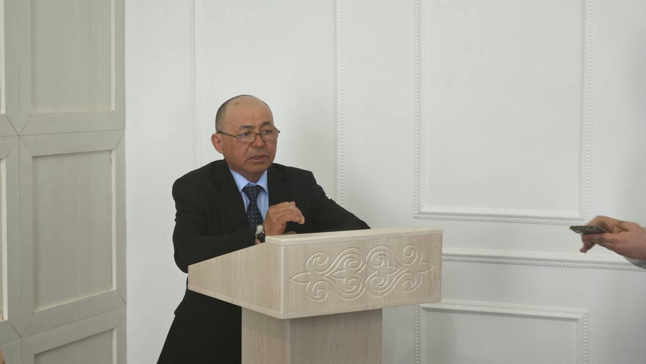 «Я 15 суток не спал!» — акима Мичуринского сельского округа рекомендовал уволить Совет по этике