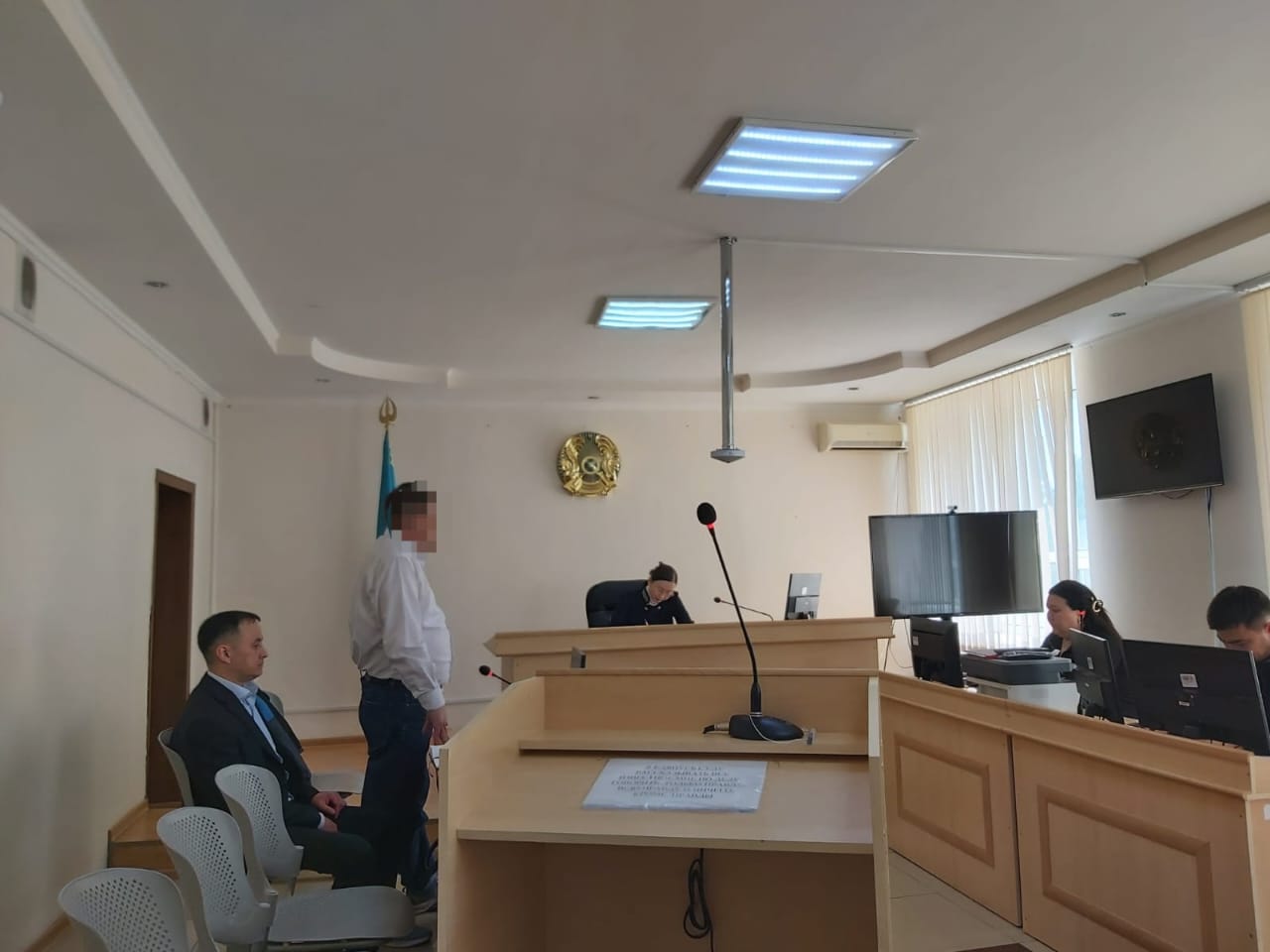 Известный в Костанае адвокат оказался на скамье подсудимых