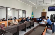 «Нужно спасать Алдабергенова»: крестьяне продолжают рассказывать подробности их допросов в ДЭР