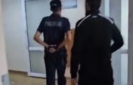 В Костанае судят мужчину, напавшего на уролога-хирурга Антона Кистанова