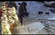 Неизвестные повредили новогодний декор костанайского заведения