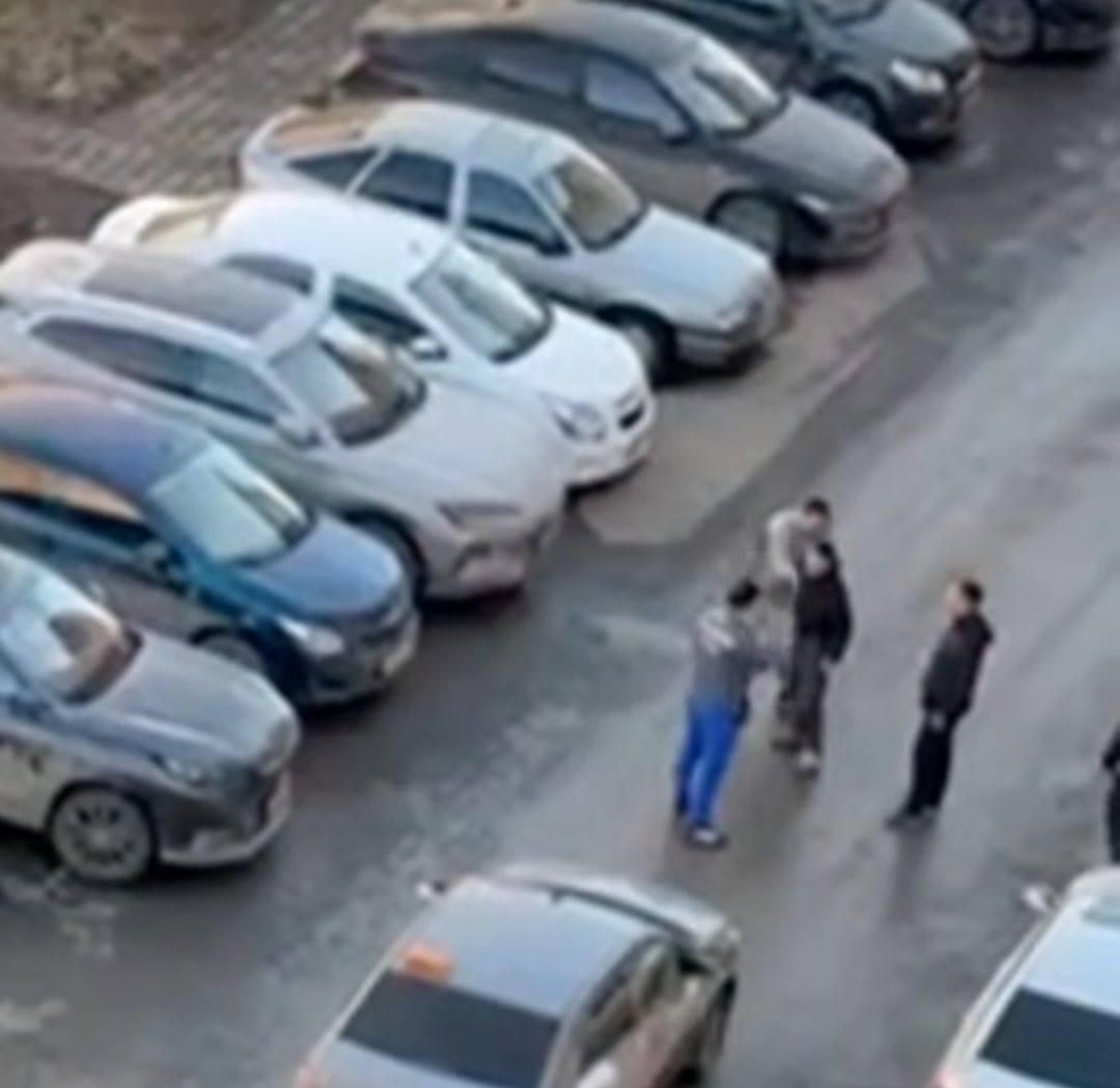 Трое подозреваемых в нападении на полицейского в Костанае арестованы