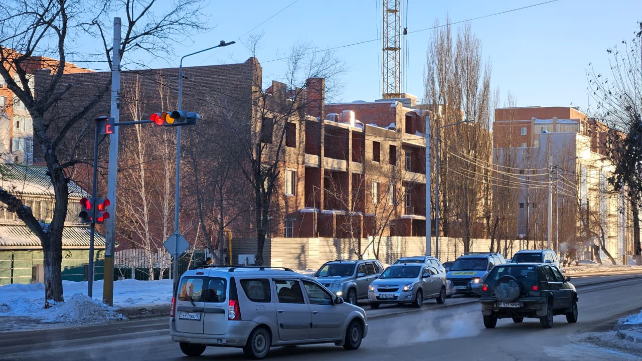 Застройщик Айткужинов до сих пор не получил документы на строительство многоэтажки по ул. Каирбекова, 60